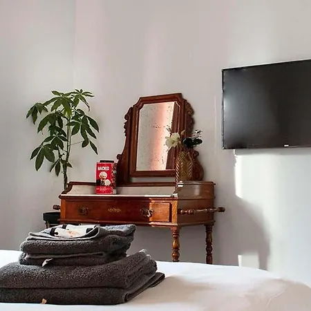 Chic Retreat, Steps To شقة *
