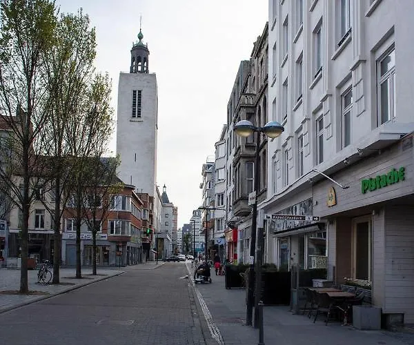 Chic City Retreat, Steps To Beach * Ostende