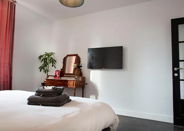 Chic City Retreat, Steps To Beach Appartement Ostende