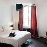 Appartement Chic Retreat, Steps To Oostende