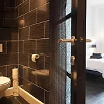 Appartement Chic Retreat, Steps To