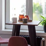 Appartement Chic Retreat, Steps To Oostende
